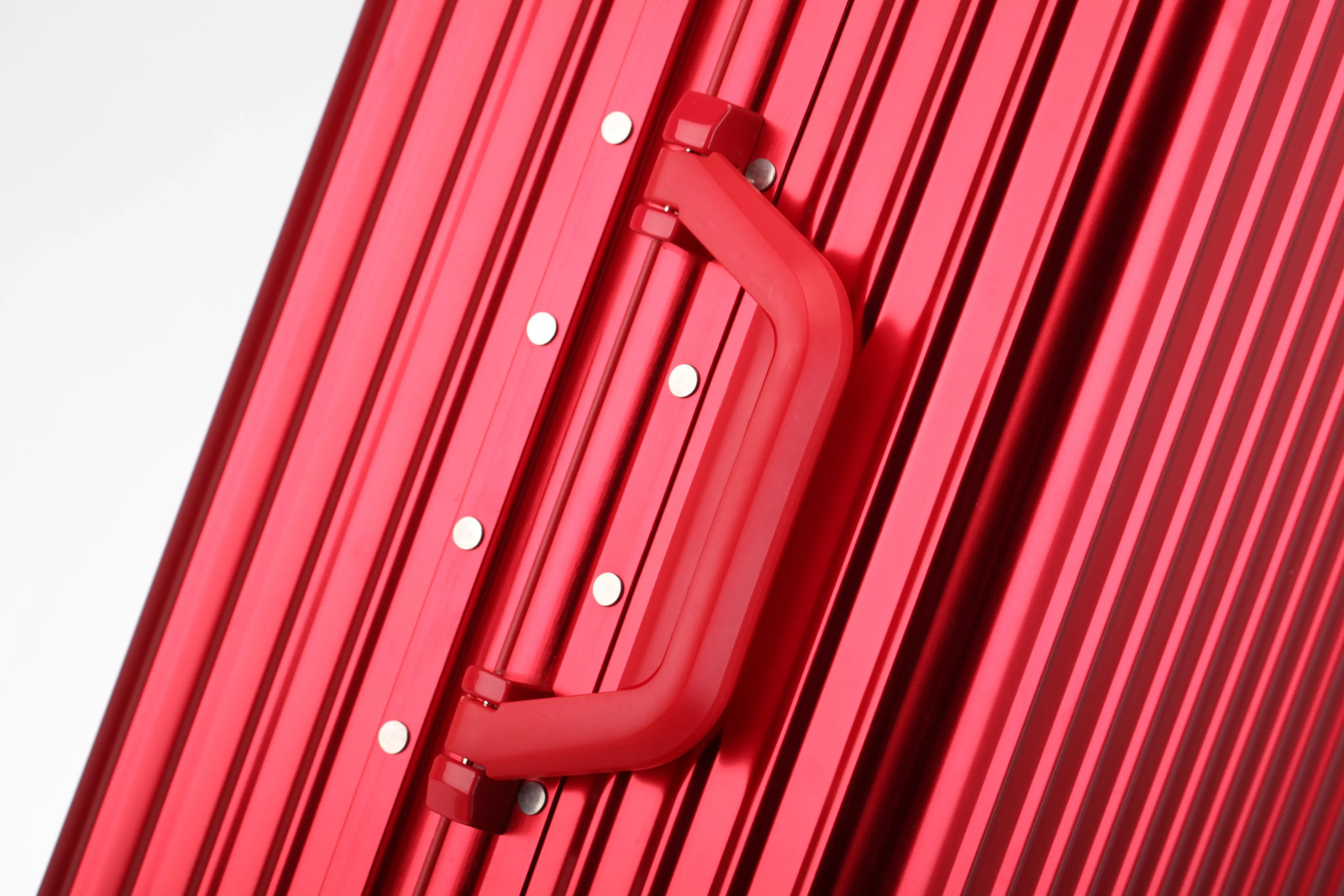 Odyssey Aluminium -Red Itinera